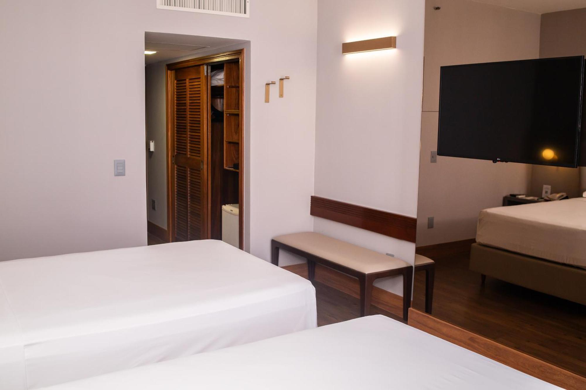 Ouro Minas Hotel Belo Horizonte, Dolce By Wyndham المظهر الخارجي الصورة A room at the hotel