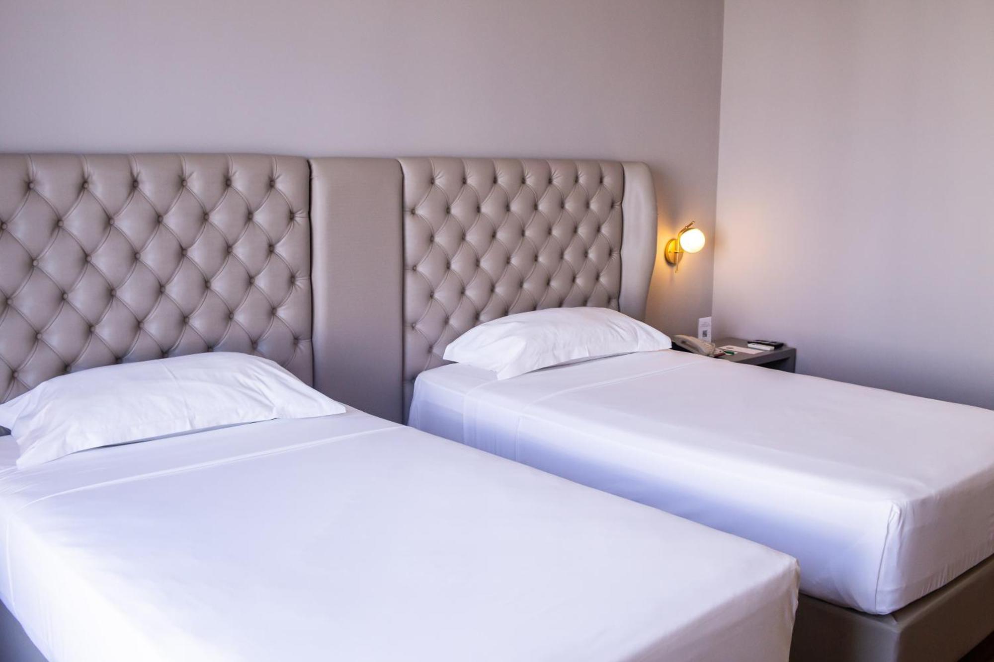 Ouro Minas Hotel Belo Horizonte, Dolce By Wyndham المظهر الخارجي الصورة A room at the hotel